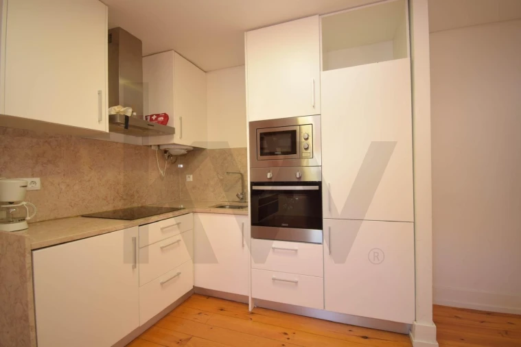 Apartamento T1 para Venda em Misericórdia Foto 6