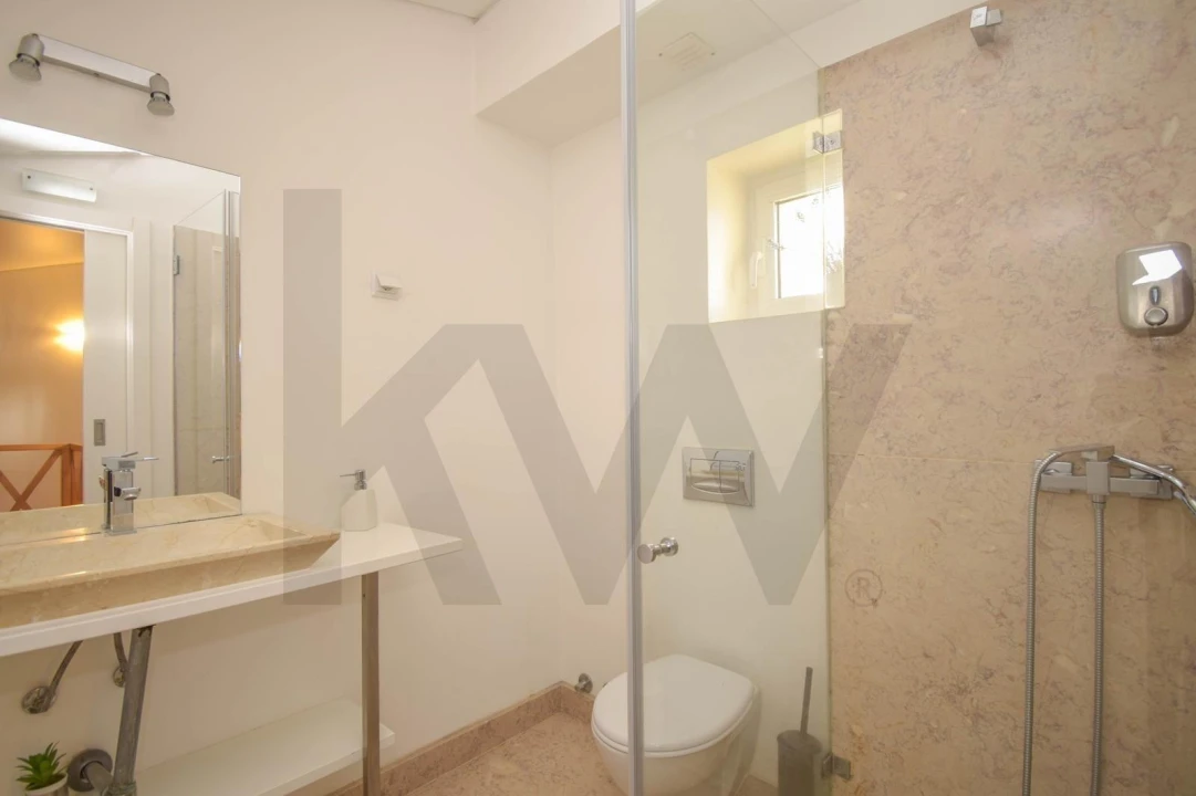 Apartamento T1 para Venda em Misericórdia Foto 7