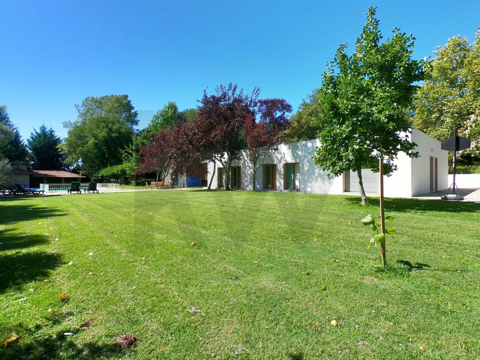 Quinta T5 para Venda em Abragão Foto 2