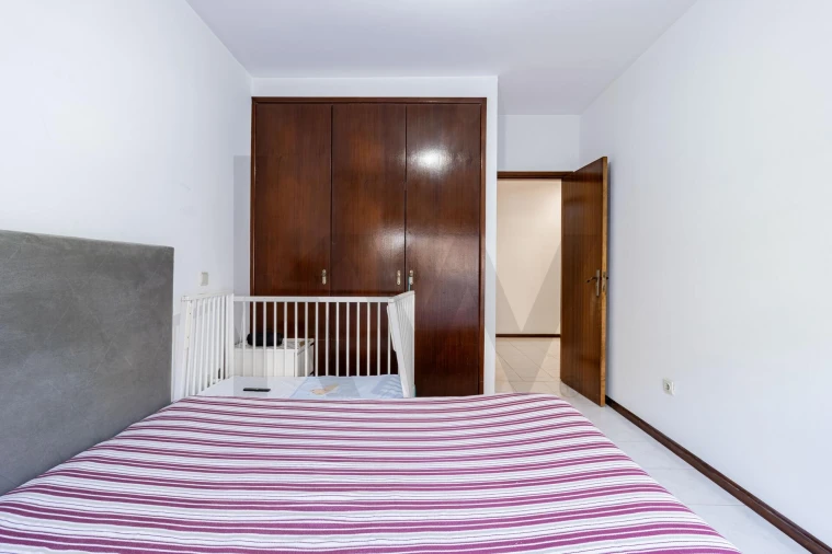 Apartamento T2 para Venda em Santa Maria de Lamas Foto 14