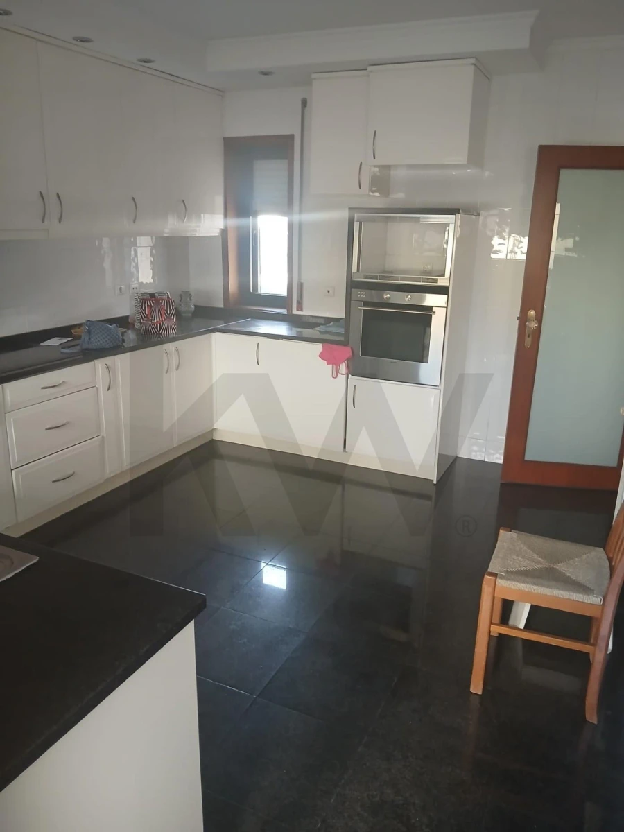 Moradia T4 para Arrendamento em Matosinhos e Leça da Palmeira Foto 11