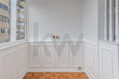 Apartamento T2 para Arrendamento em Areeiro