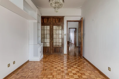 Apartamento T2 para Arrendamento em Areeiro