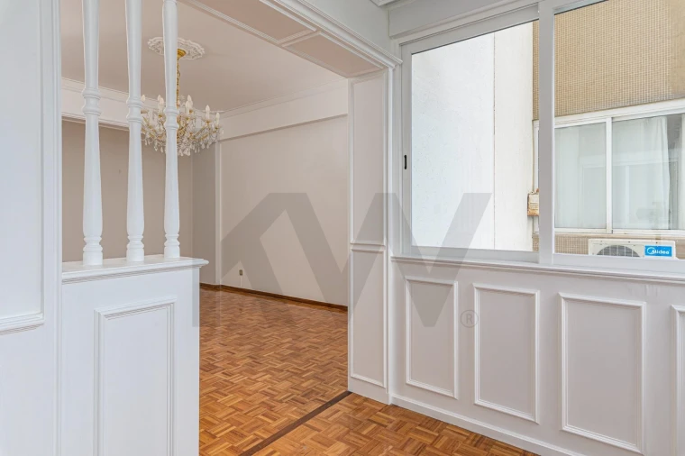 Apartamento T2 para Arrendamento em Areeiro Foto 13