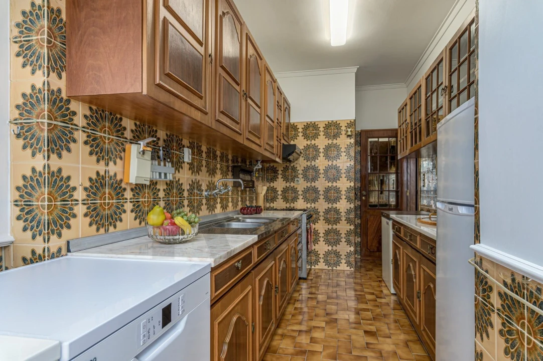 Apartamento T2 para Arrendamento em Areeiro Foto 16