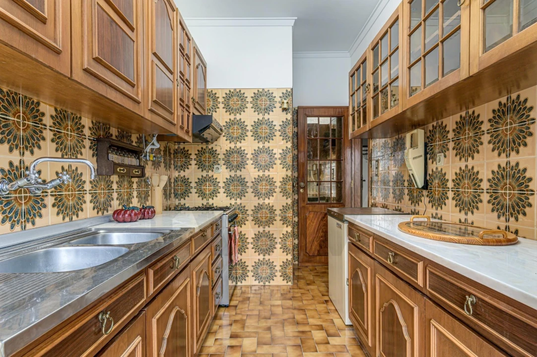 Apartamento T2 para Arrendamento em Areeiro Foto 17