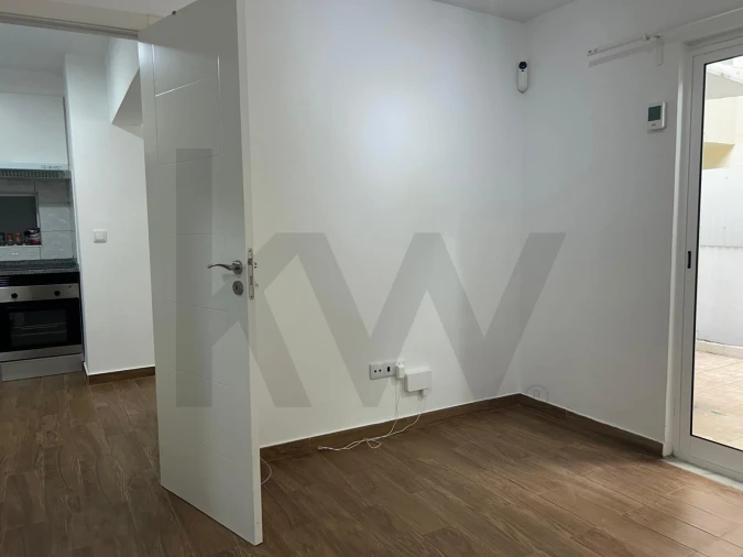 Apartamento T2 para Venda em Avenidas Novas Foto 18