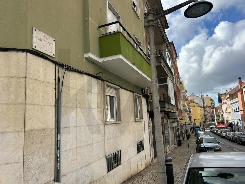 Apartamento T2 para Venda em Avenidas Novas Foto 27