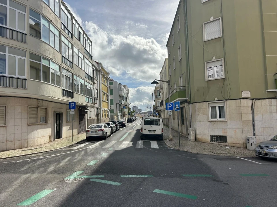 Apartamento T2 para Venda em Avenidas Novas Foto 25