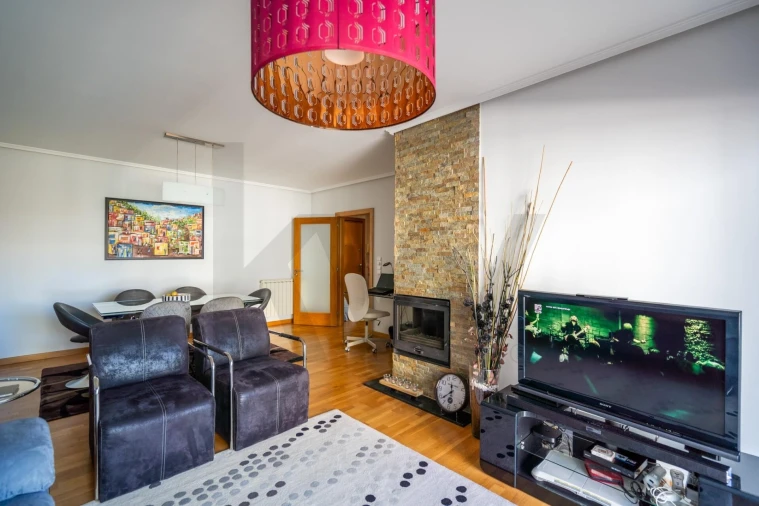 Apartamento T3 para Venda em Moreira Foto 7