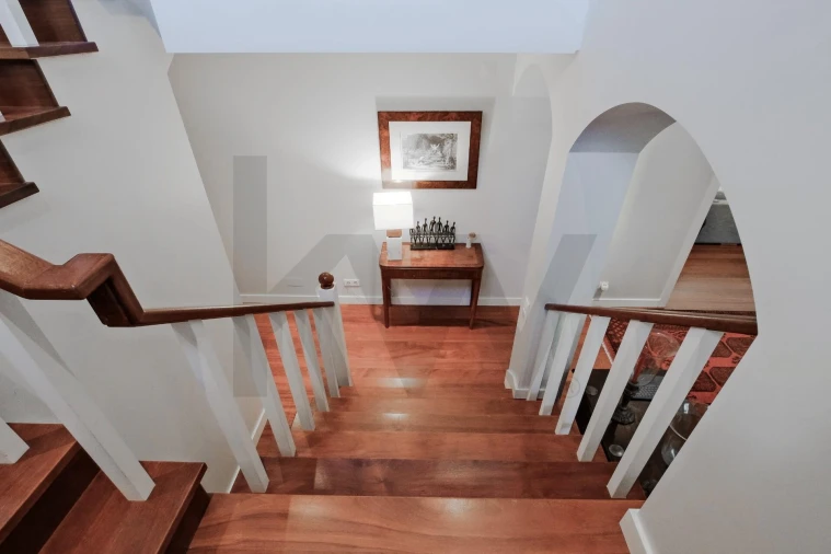 Moradia T5 para Venda em Alcabideche Foto 40