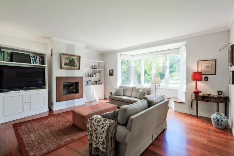 Moradia T5 para Venda em Alcabideche Foto 14