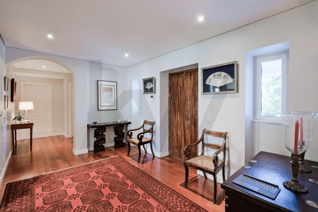 Moradia T5 para Venda em Alcabideche Foto 37