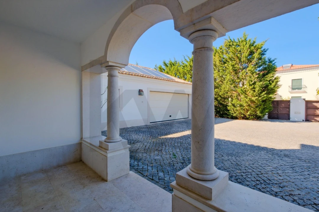 Moradia T5 para Venda em Alcabideche Foto 83