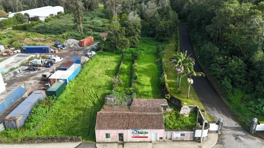 Terreno para Venda em Fenais da Luz Foto 19