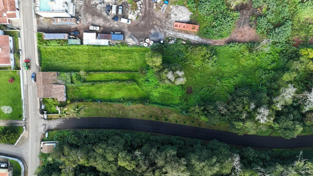 Terreno para Venda em Fenais da Luz Foto 15