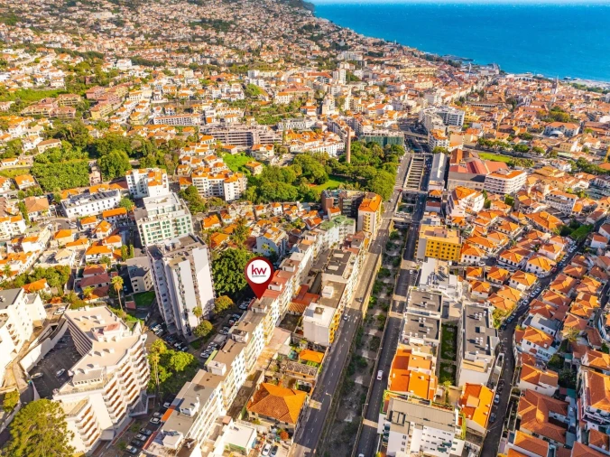 Loja para Venda em Funchal (São Pedro) Foto 23