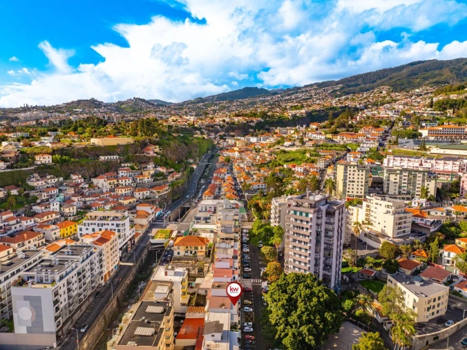 Loja para Venda em Funchal (São Pedro) Foto 29
