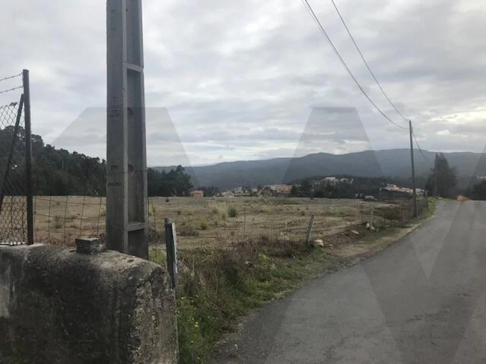 Terreno para Venda em Canedo, Vale e Vila Maior Foto 2