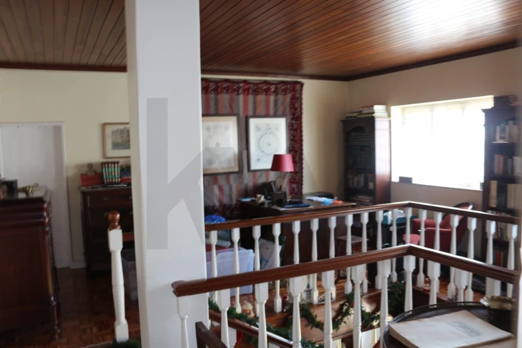 Moradia T5 para Venda em Algueirão-Mem Martins Foto 17