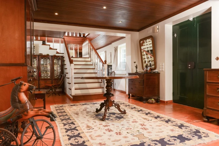 Moradia T5 para Venda em Algueirão-Mem Martins Foto 3