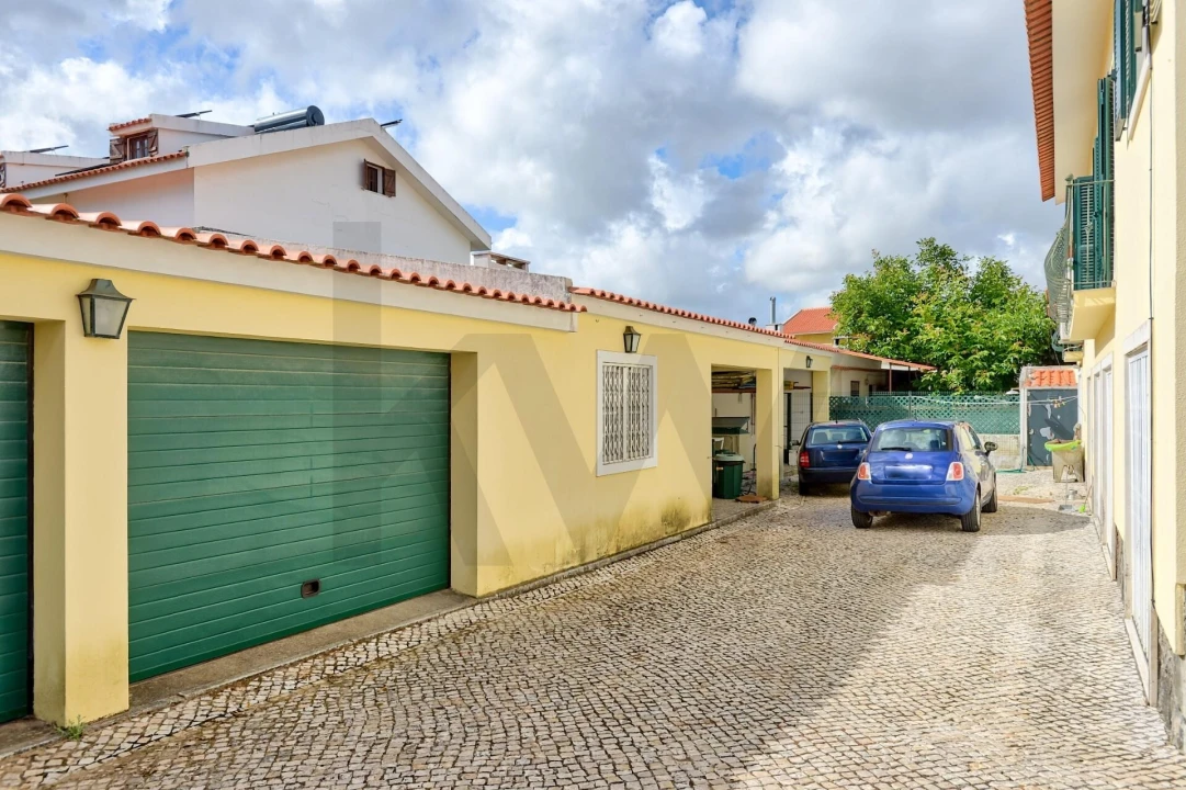 Moradia T5 para Venda em Algueirão-Mem Martins Foto 22