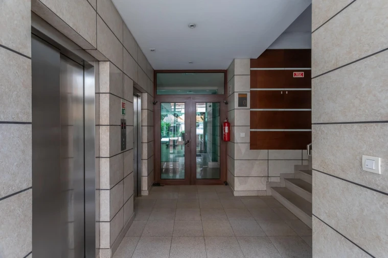 Apartamento T2 para Arrendamento em Odivelas Foto 32