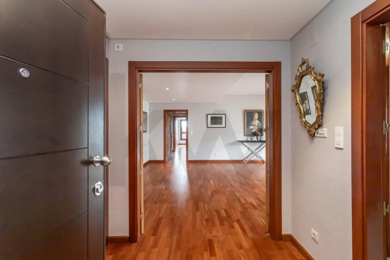 Apartamento T2 para Arrendamento em Odivelas Foto 3