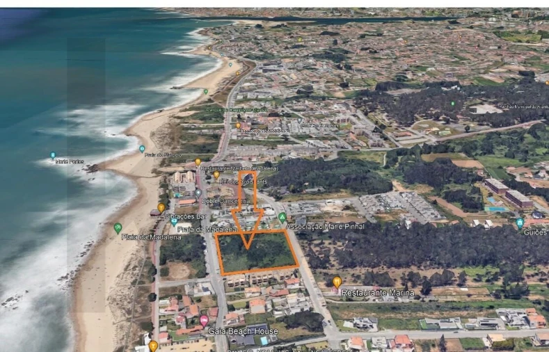 Moradia T4 para Venda em Madalena Foto 11