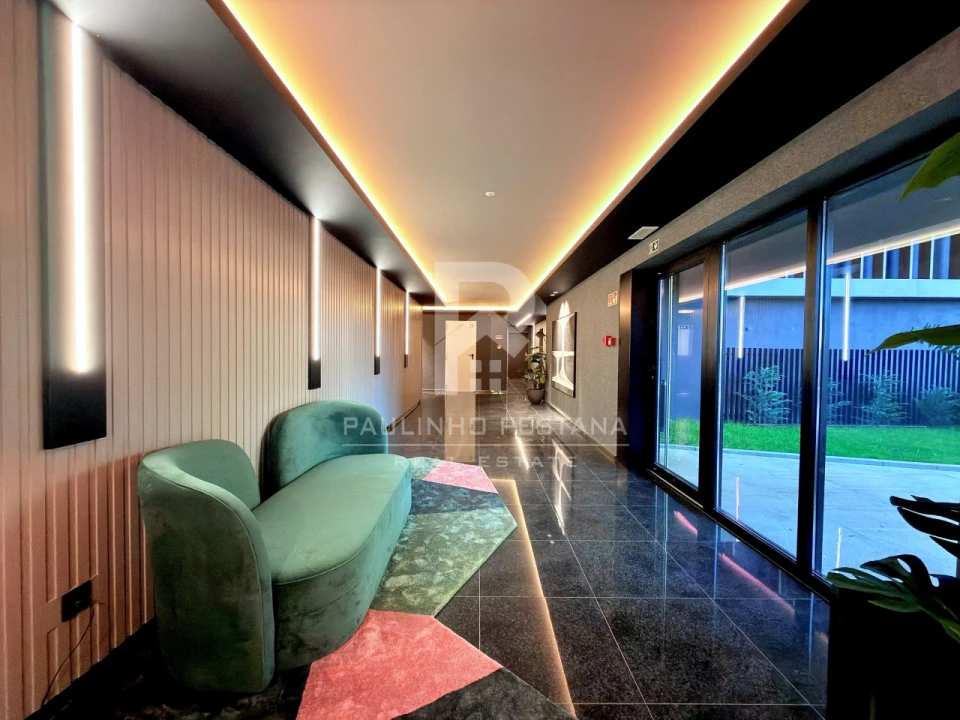 Apartamento T3 para Venda em São Martinho Foto 9