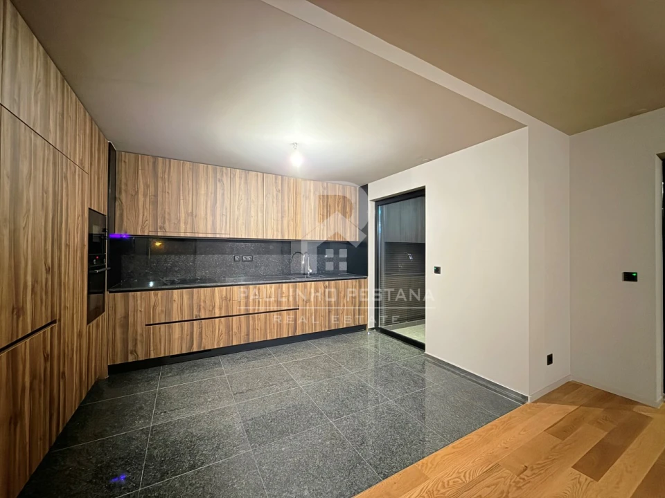 Apartamento T3 para Venda em São Martinho Foto 14