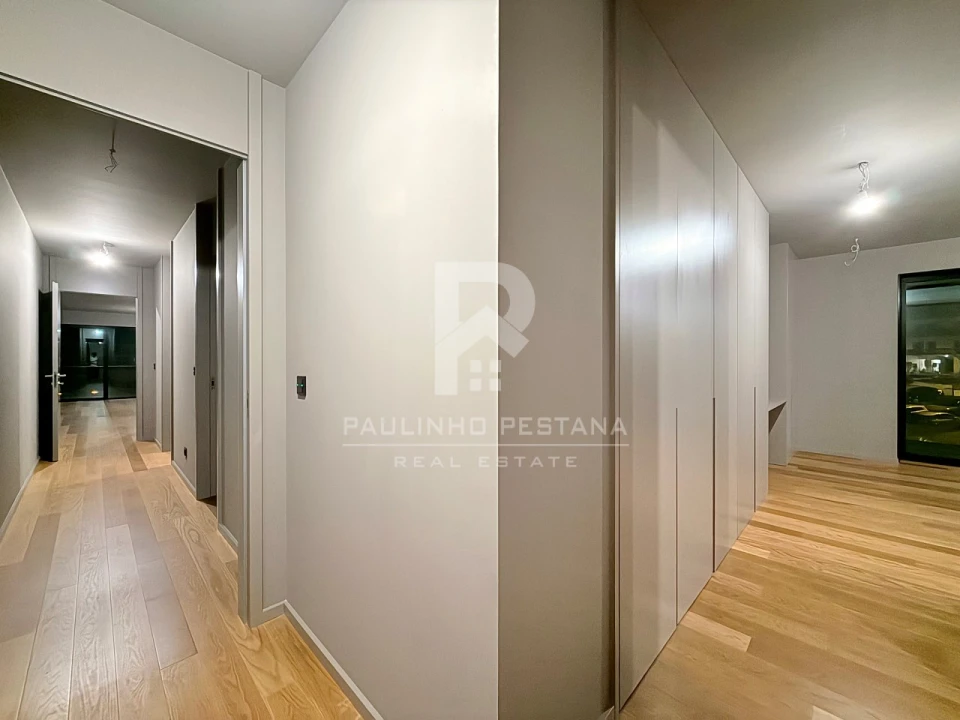 Apartamento T3 para Venda em São Martinho Foto 19