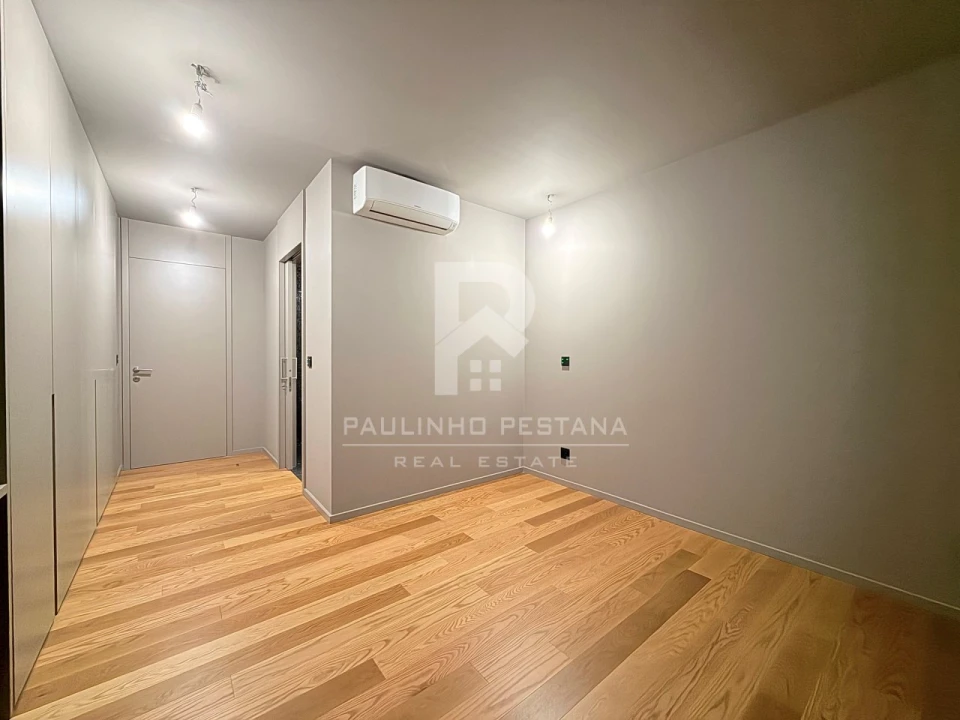 Apartamento T3 para Venda em São Martinho Foto 27