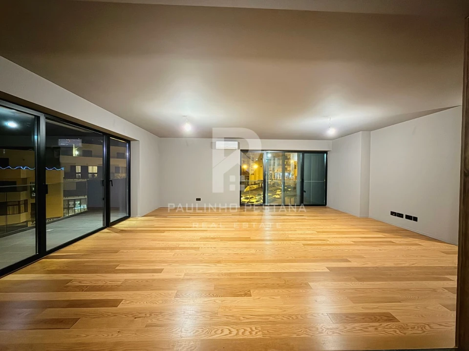 Apartamento T3 para Venda em São Martinho Foto 11