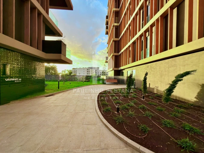 Apartamento T3 para Venda em São Martinho Foto 7