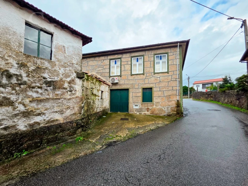 Moradia T3 para Venda em Rebordosa Foto 2