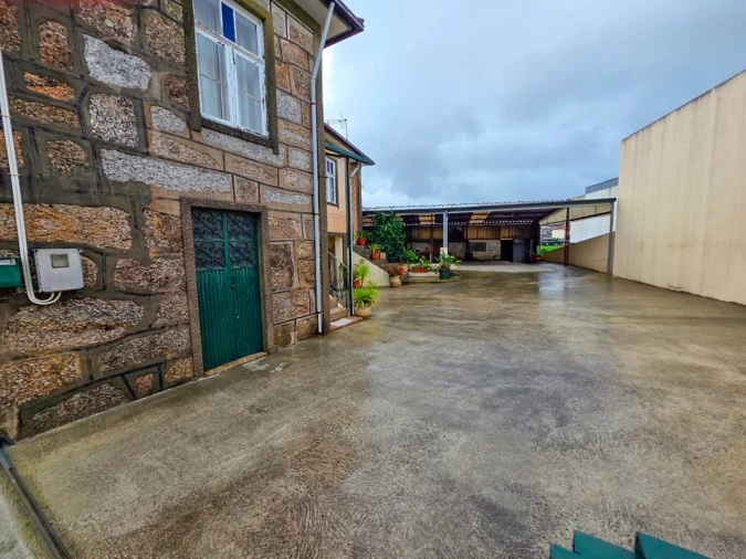 Moradia T3 para Venda em Rebordosa Foto 5