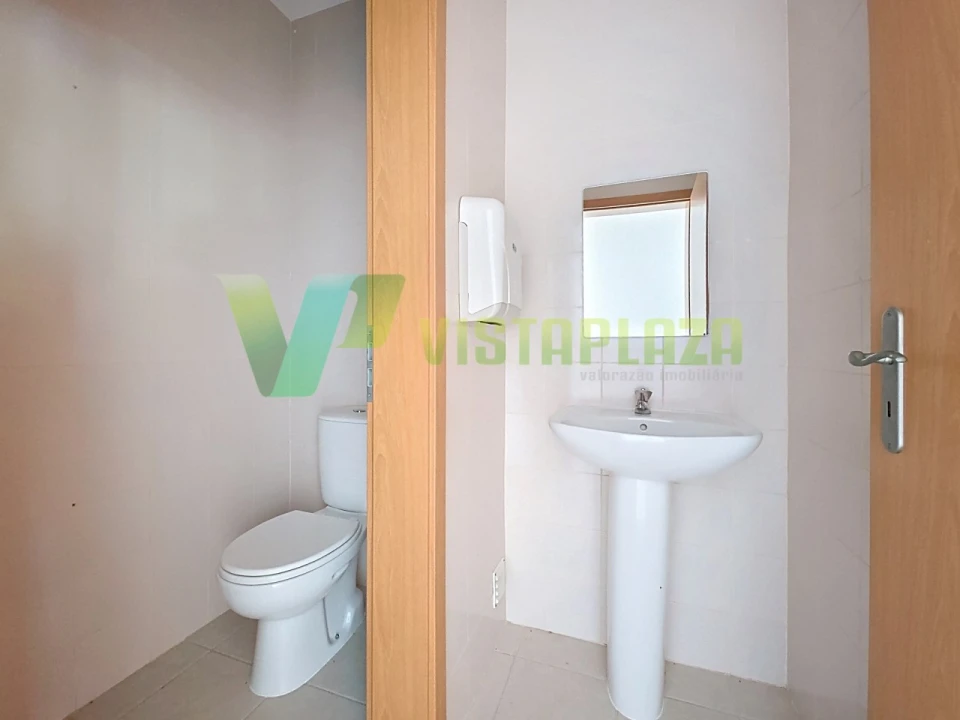 Loja para Venda em Portimão Foto 10