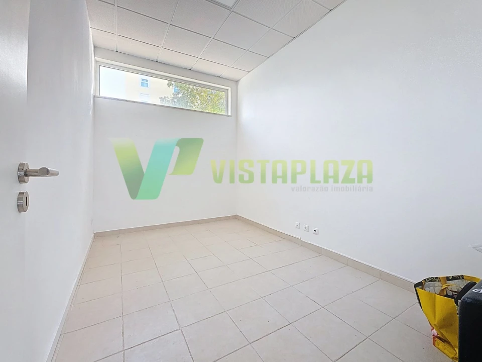 Loja para Venda em Portimão Foto 13