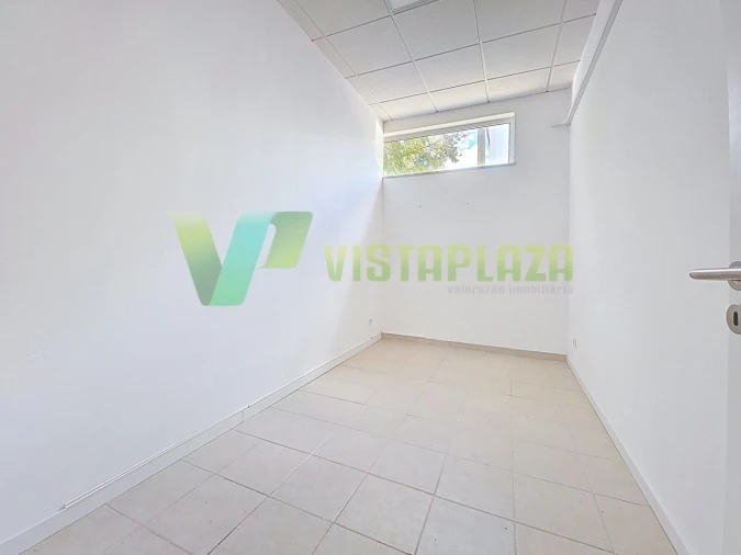 Loja para Venda em Portimão Foto 14