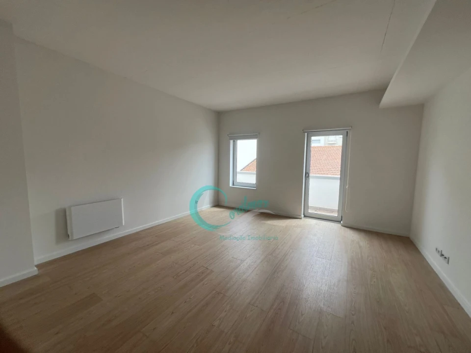 Apartamento T3 para Venda em São Felix da Marinha Foto 1