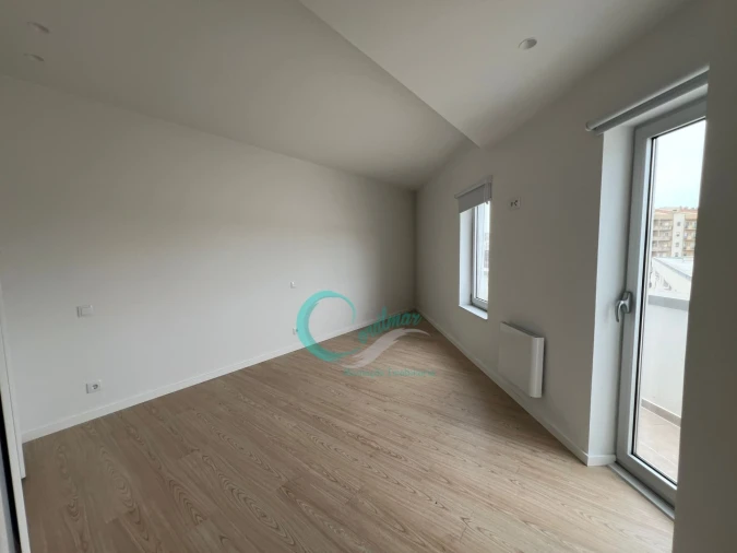 Apartamento T3 para Venda em São Felix da Marinha Foto 13