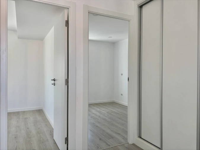 Moradia T3 para Venda em Miragaia e Marteleira Foto 11