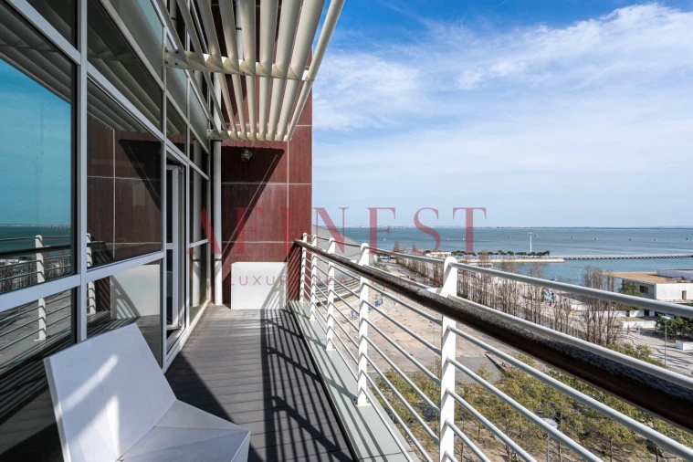 Apartamento T3 para Arrendamento em Parque das Nações Foto 5