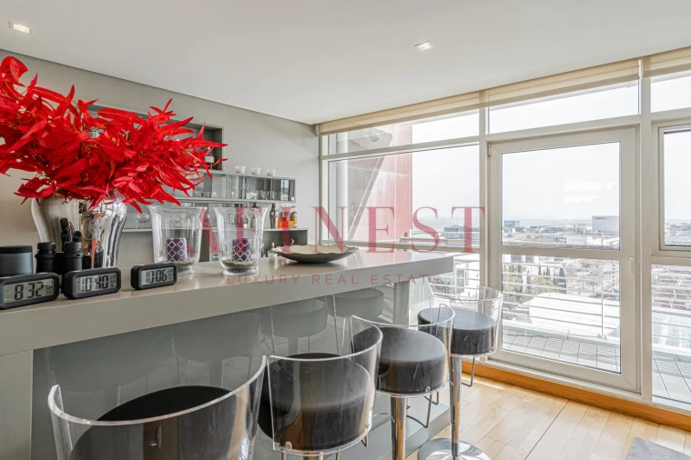 Apartamento T3 para Arrendamento em Parque das Nações Foto 18