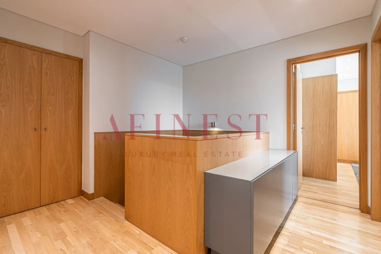 Apartamento T3 para Arrendamento em Parque das Nações Foto 27