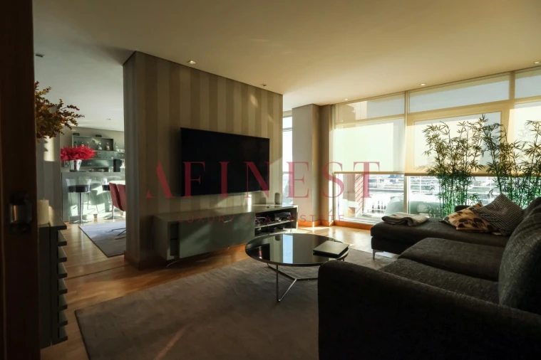 Apartamento T3 para Arrendamento em Parque das Nações Foto 50