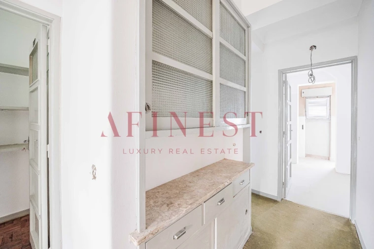 Apartamento T9 para Venda em Arroios Foto 11