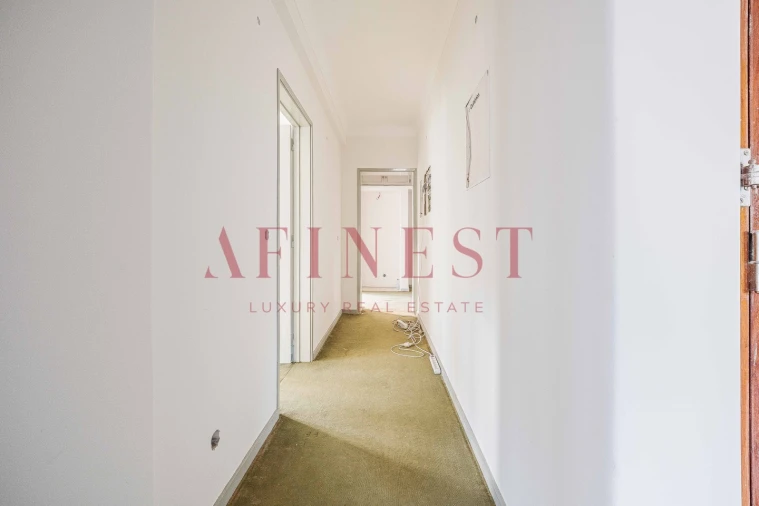 Apartamento T9 para Venda em Arroios Foto 33