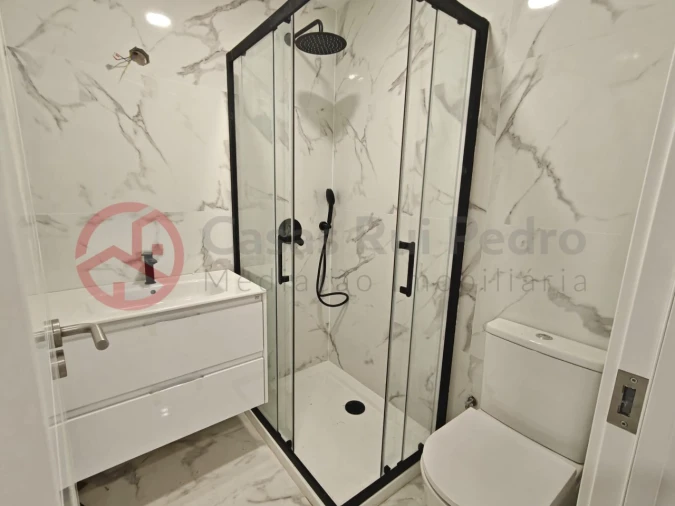 Apartamento T2 para Venda em Algés, Linda-A-Velha e Cruz Quebrada-Dafundo Foto 15